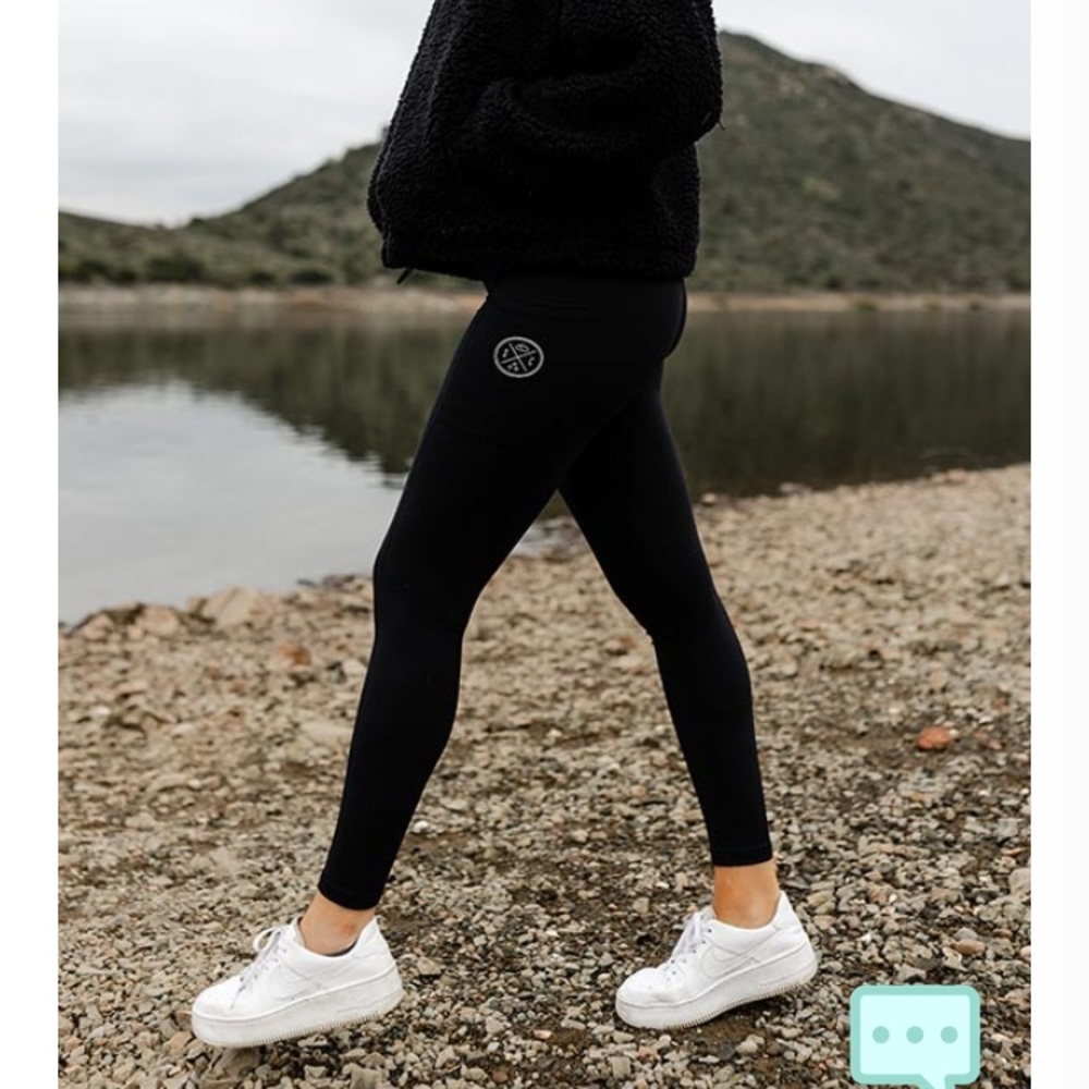 SandCloud Pocket leggings